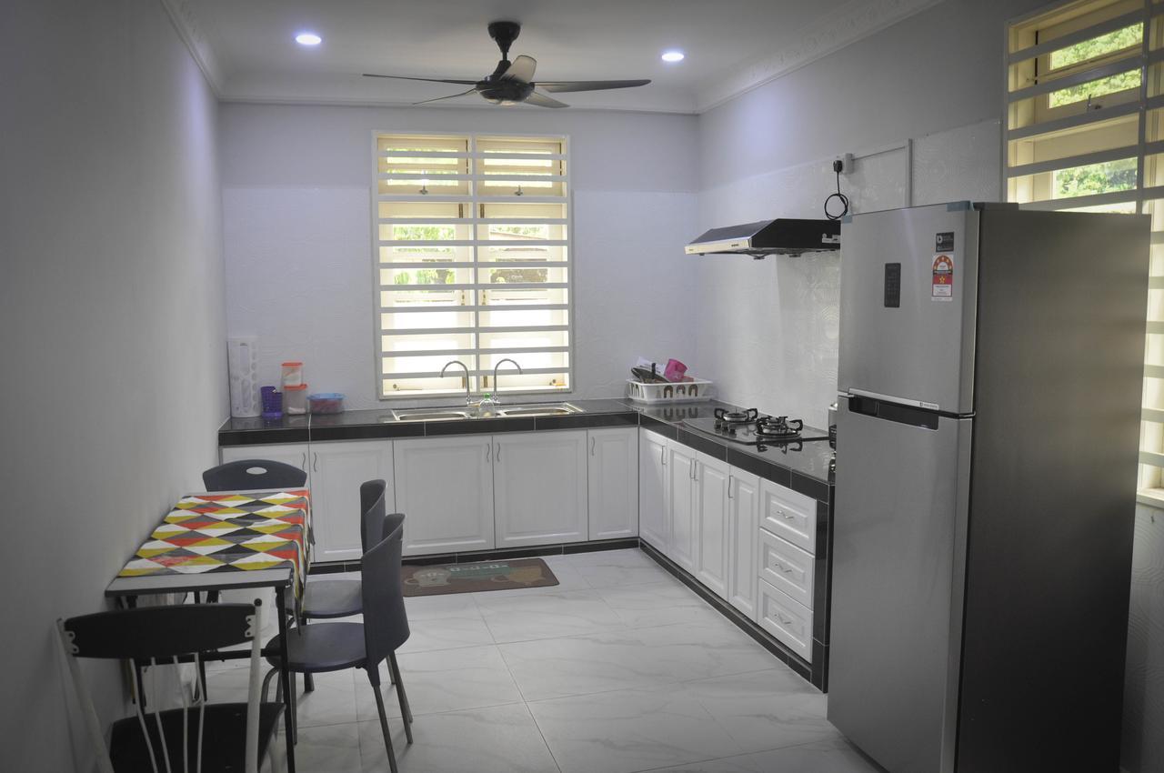 Kak Nor Villa Kuala Terengganu Extérieur photo