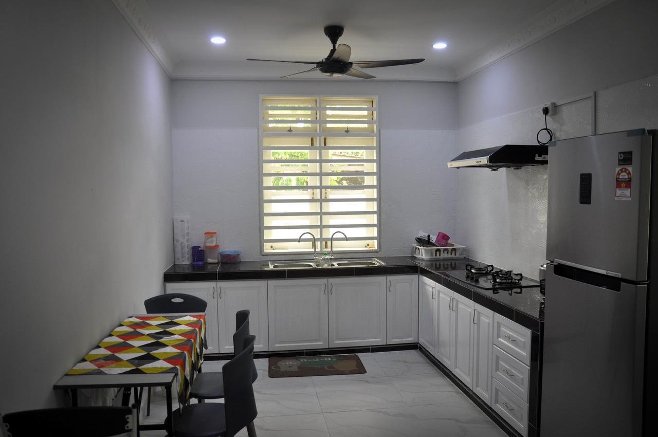 Kak Nor Villa Kuala Terengganu Extérieur photo